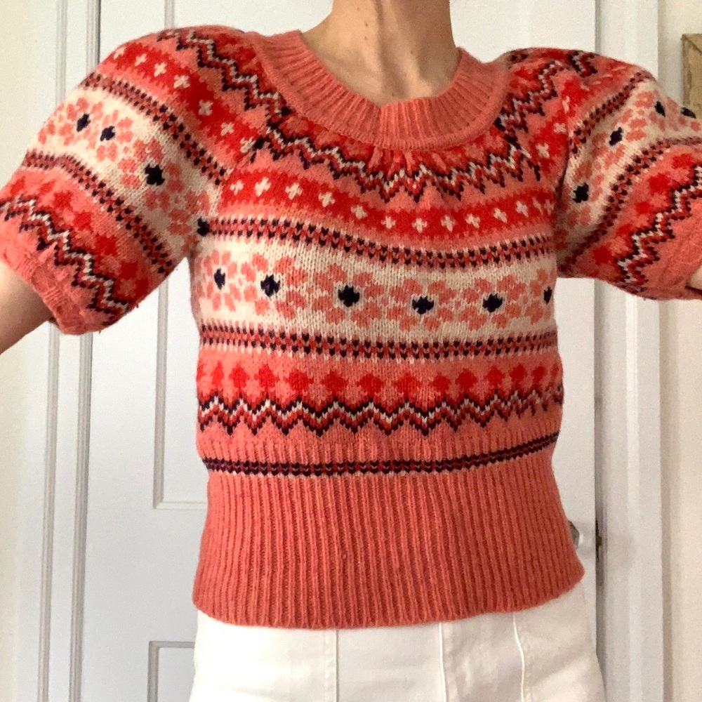Anthropologie sweater, puff sleeves red and pink